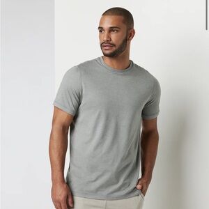 Vuori Short Sleeve Crewneck Ponto Tee | XL | Grey